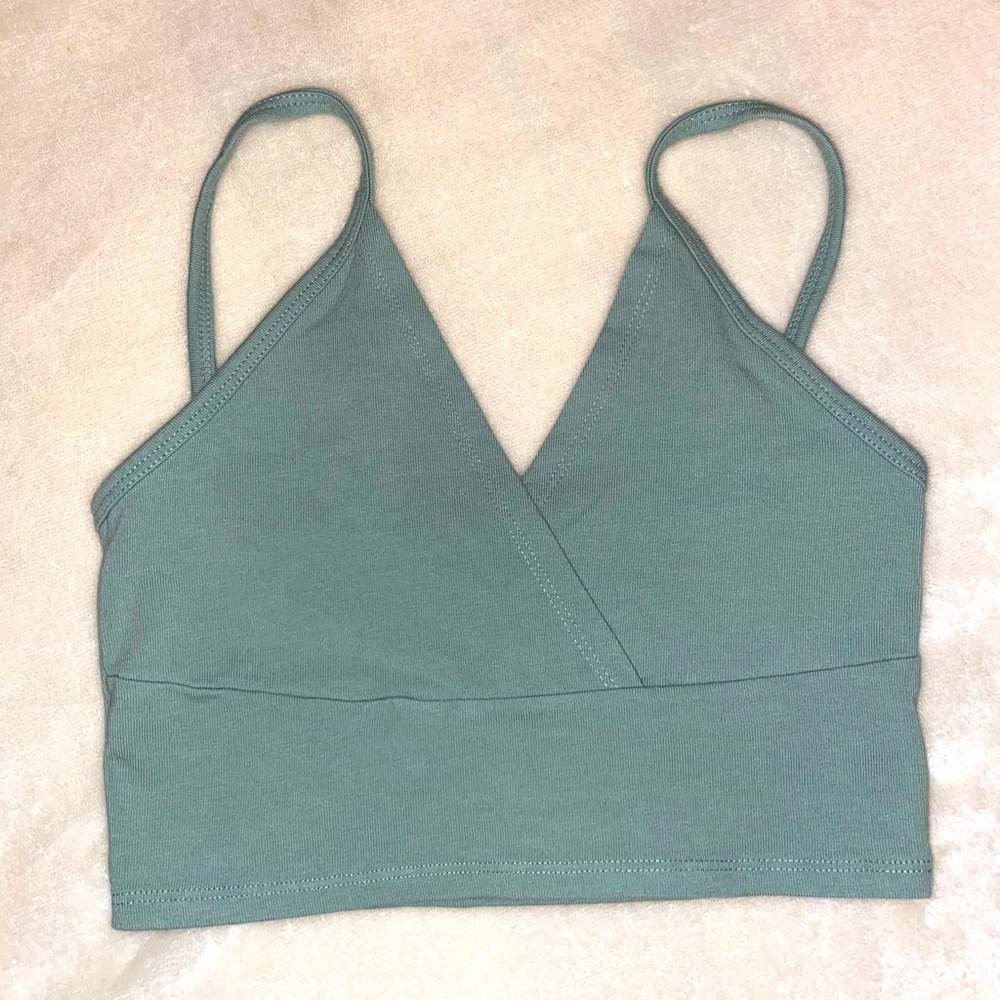Brandy Melville Cropped Tank Top